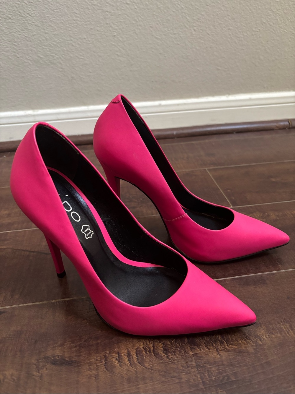 ALDO Women's Bright Pink Pointed Toe Pumps